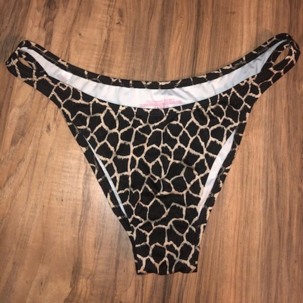 VS High Leg Cheeky Giraffe Print Bikini Bottoms LG